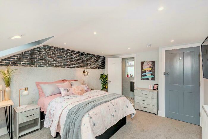 1 Bedroom House Of Multiple Occupation To Rent In Paddington Road, Portsmouth, PO2