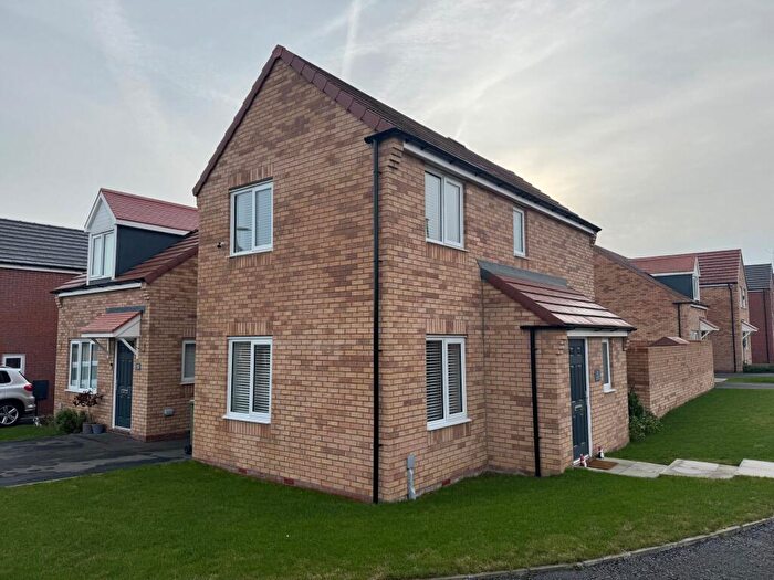 2 Bedroom Semi-Detached House For Sale In Osprey View, Langold, S81