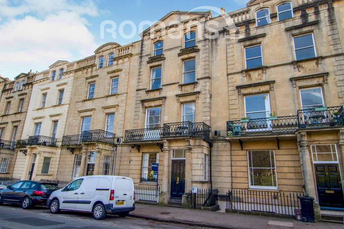 2 Bedroom Flat To Rent In Gloucester Row, Clifton, BS8