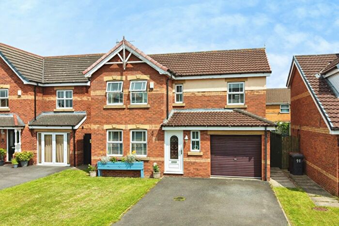 4 Bedroom Detached House For Sale In Saltwell Park, Kingswood, Hull, HU7