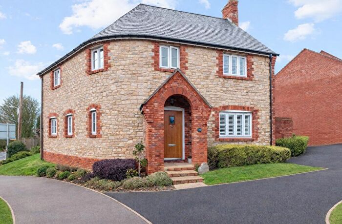 4 Bedroom Detached House For Sale In Charminster, Dorchester, Dorset, DT2