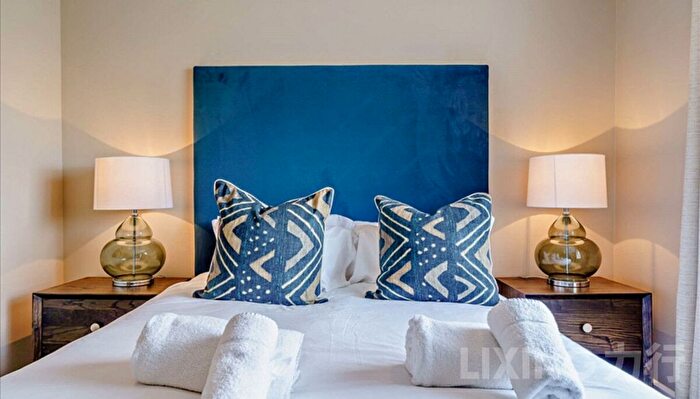 2 Bedroom Flat To Rent In Westferry Circus, Canary Wharf, E14