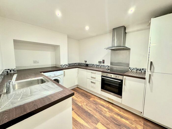 2 Bedroom Maisonette To Rent In Fort Crescent, Margate, CT9