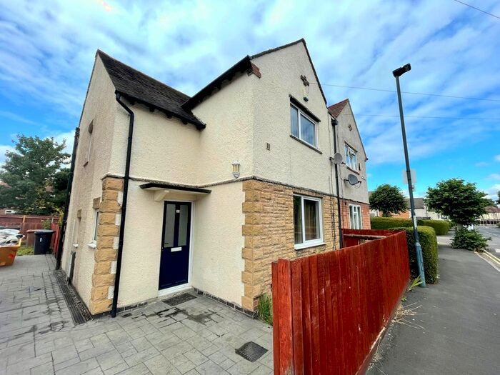 3 Bedroom Semi-Detached House To Rent In Waverley Street, Derby, DE24
