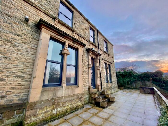 3 Bedroom House To Rent In Cowlersley Lane, Huddersfield, HD4