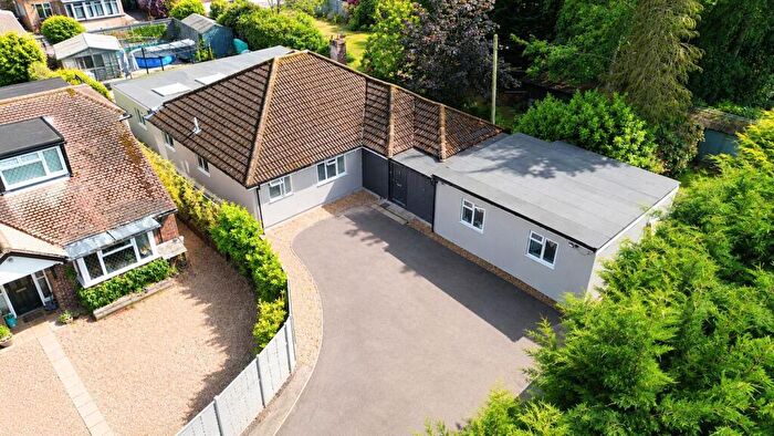 6 Bedroom Detached Bungalow For Sale In Basingbourne Road, Fleet, GU52