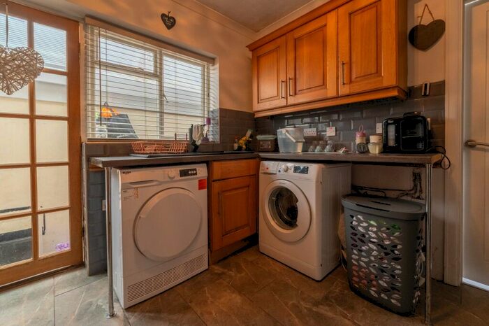 3 Bedroom Detached Bungalow For Sale In St. Brides Close, Nottage, Porthcawl, CF36