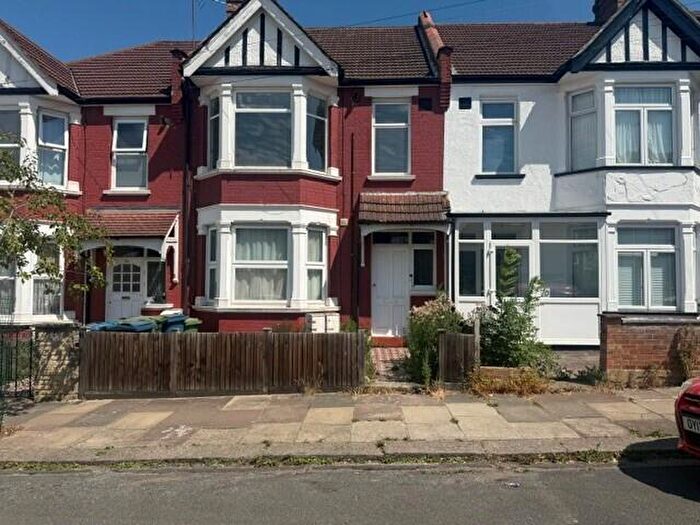 1 Bedroom Apartment To Rent In Devonshire Road, Harrow, Middlesex, HA1