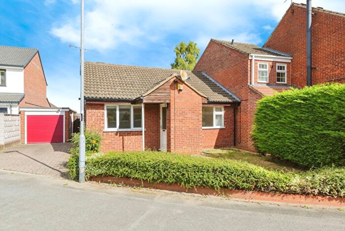2 Bedroom Bungalow For Sale In Winterton Close, Thurmaston, Leicester, Leicestershire, LE4