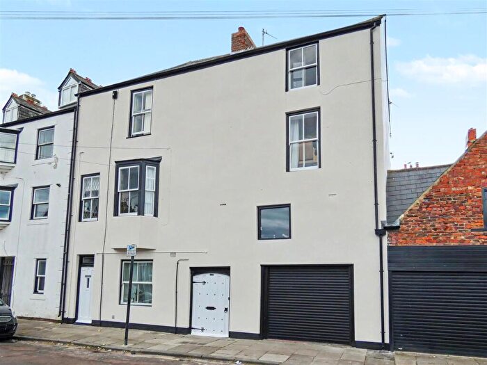 1 Bedroom Apartment For Sale In St Oswins Mews, Tynemouth, NE30