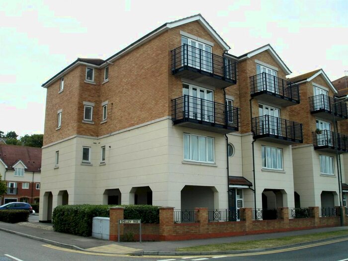 2 Bedroom Flat To Rent In Keating Close, Borstal, Rochester ME1