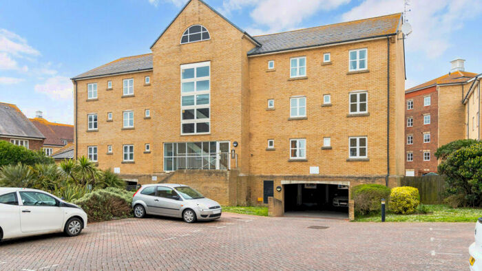 1 Bedroom Flat For Sale In Harriet Place, Shoreham-By-Sea, BN43
