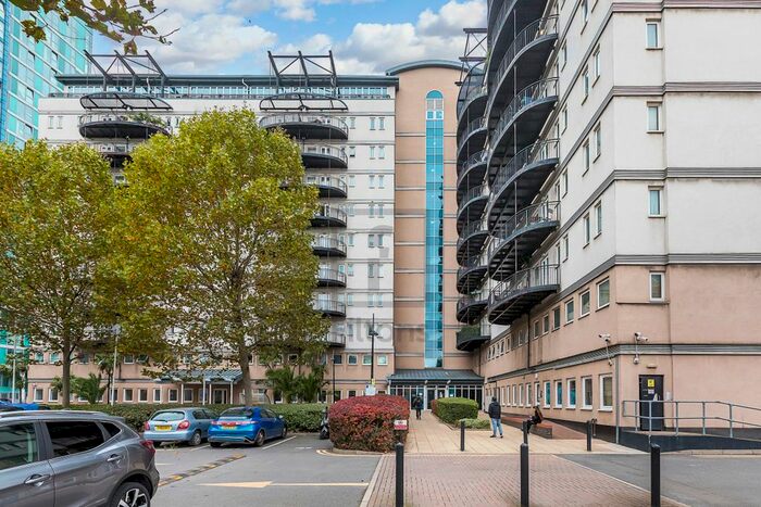 1 Bedroom Flat To Rent In High Street, London, E15