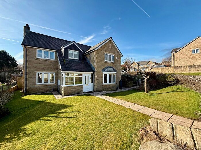 4 Bedroom Detached House For Sale In Hockerley New Road, Whaley Bridge, High Peak, SK23