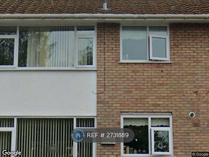 3 Bedroom Maisonette To Rent In Eton Court, Liverpool, L18