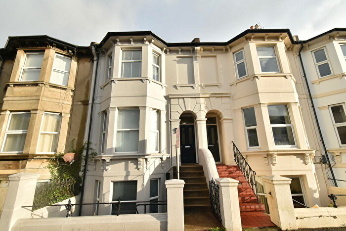 2 Bedroom Flat To Rent In Blatchington Road, Hove, BN3