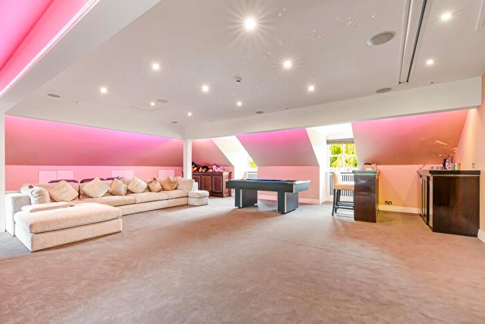 8 Bedroom Detached House To Rent In Sheldon Avenue, Highgate, N6