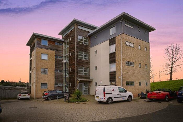 2 Bedroom Flat For Sale In Sotherby Drive, Cheltenham, Gloucestershire, GL51