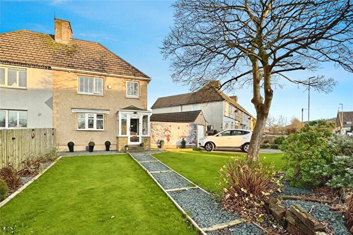 3 Bedroom Semi Detached House For Sale In Robert Owen Avenue, Cleator Moor, Cumbria, CA25