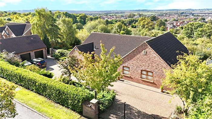 4 Bedroom Bungalow For Sale In Summer Hill, Gainsborough, Lincolnshire, DN21