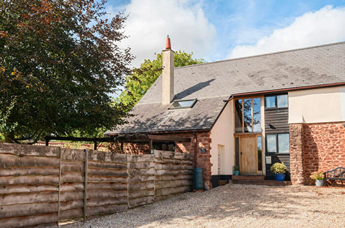 4 Bedroom Semi-Detached House For Sale In Halberton Road, Willand, Cullompton, EX15