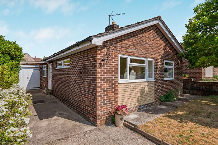 2 Bedroom Detached Bungalow For Sale In Balliol Close, Tackley, OX5