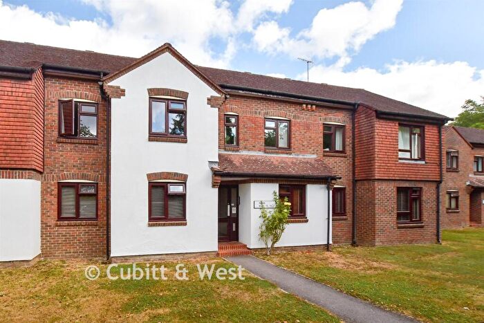 2 Bedroom Apartment For Sale In Gorringes Brook, Horsham, West Sussex, RH12