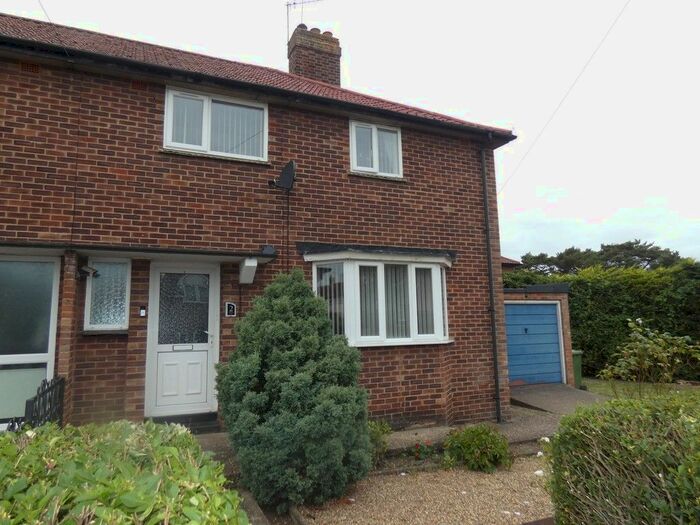 3 Bedroom Semi-Detached House To Rent In Icknield Way, Thetford, IP24