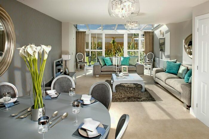 4 Bedroom Property To Rent In Brookfield Drive, Horley RH6