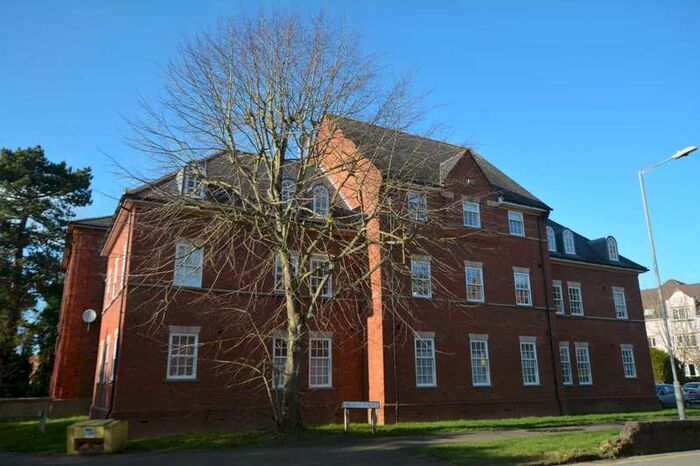 2 Bedroom Apartment To Rent In Nelson Street, Buckingham, MK18