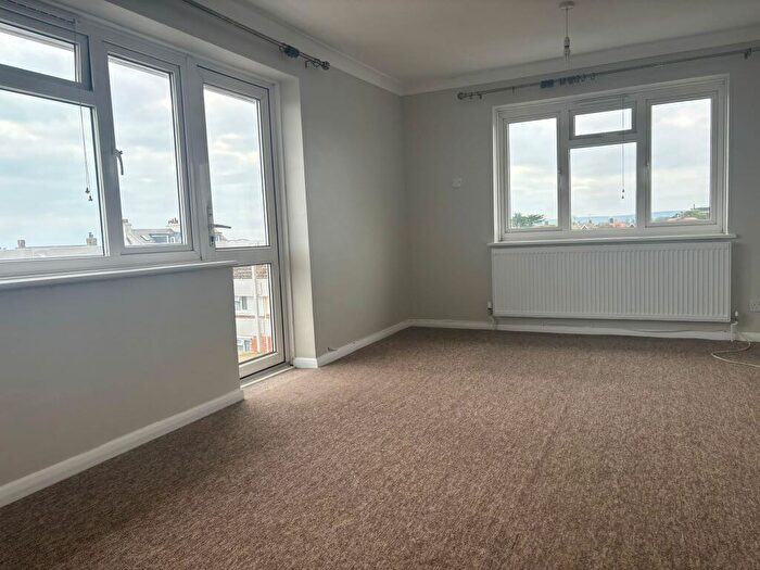 2 Bedroom Flat To Rent In Pevensey Bay, BN24