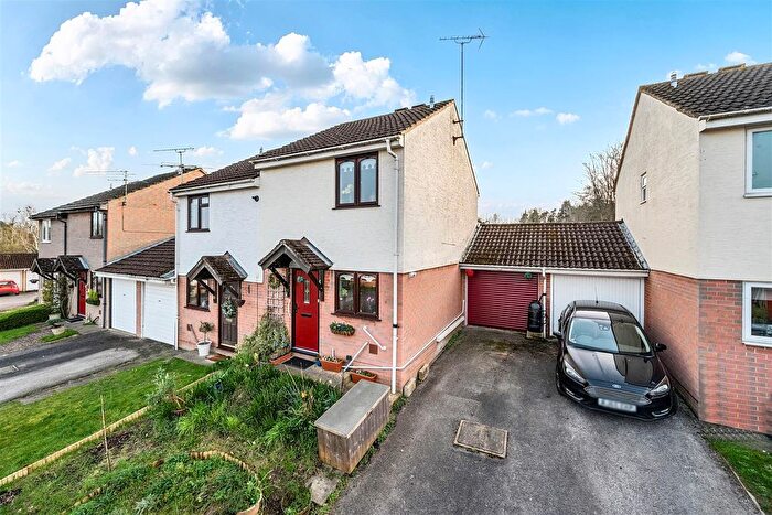 2 Bedroom Semi-Detached House For Sale In Sparrow Close, Wokingham, Berkshire, RG41