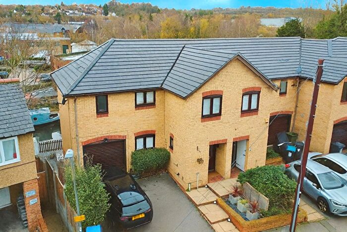 3 Bedroom Town House To Rent In Ebberns Road, Apsley, HP3