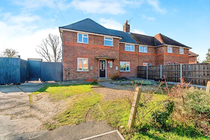 4 Bedroom Semi-Detached House For Sale In Grosvenor Road, Billingborough, Sleaford, NG34