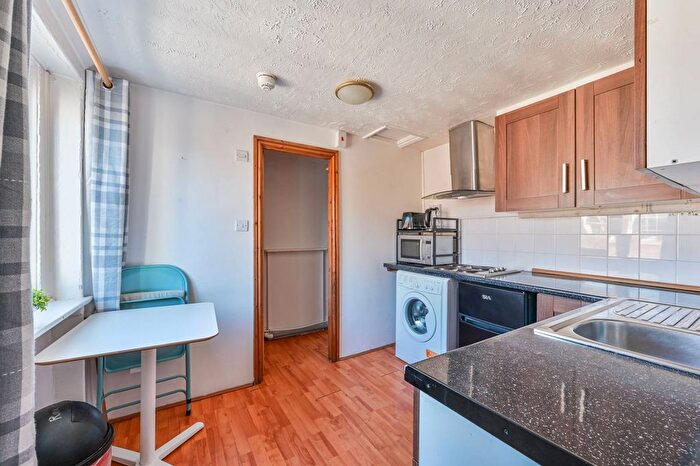 Studio To Rent In Upper Montagu Street, Marylebone, London, W1H