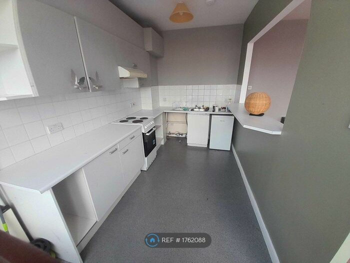 1 Bedroom Flat To Rent In Arena House, Letchworth Garden City, SG6