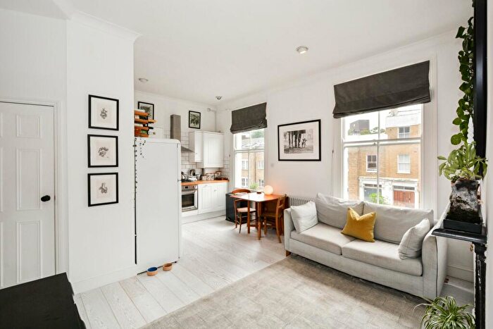 1 Bedroom Apartment To Rent In Darnley Road, London, E9