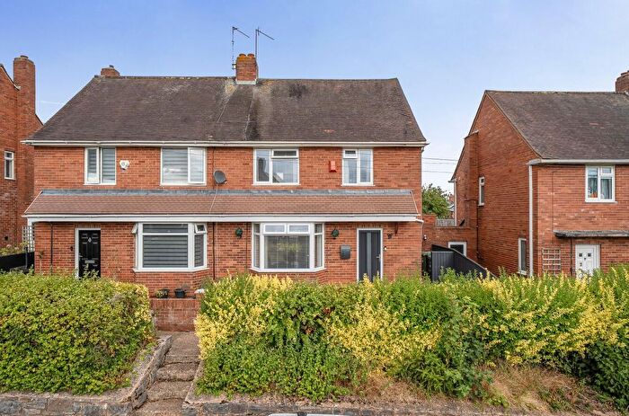 4 Bedroom End Terrace House For Sale In Tuckfield Close, Exeter, EX2