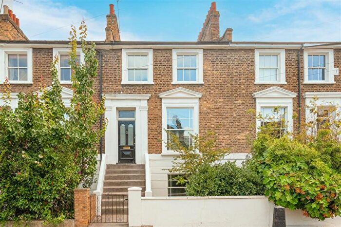 4 Bedroom House For Sale In St. Pauls Crescent, Camden, NW1