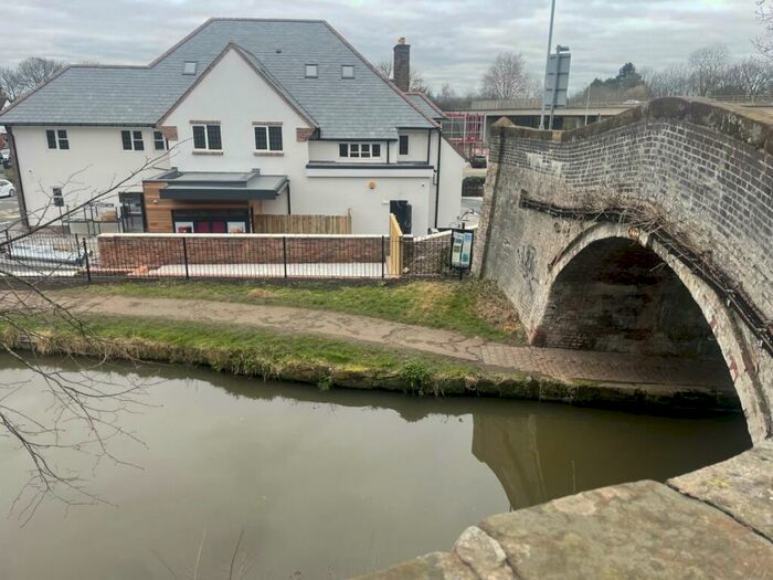 2 Bedroom Apartment To Rent In The Old Trooper, Chester, CH3