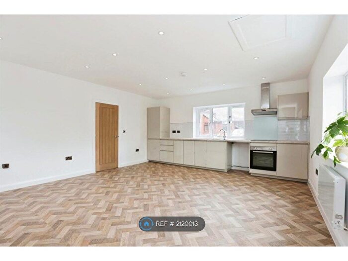 1 Bedroom Flat To Rent In Boughton Road, Rugby, CV21