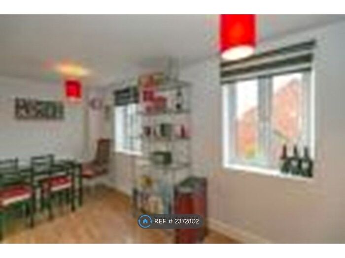 4 Bedroom Semi-Detached House To Rent In Warwick Avenue, Broughton, Milton Keynes, MK10