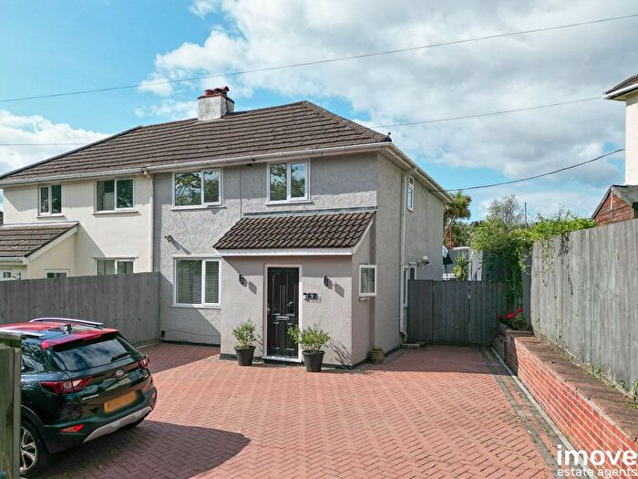 3 Bedroom Semi-detached House For Sale In Coombeshead Road, Newton Abbot, TQ12