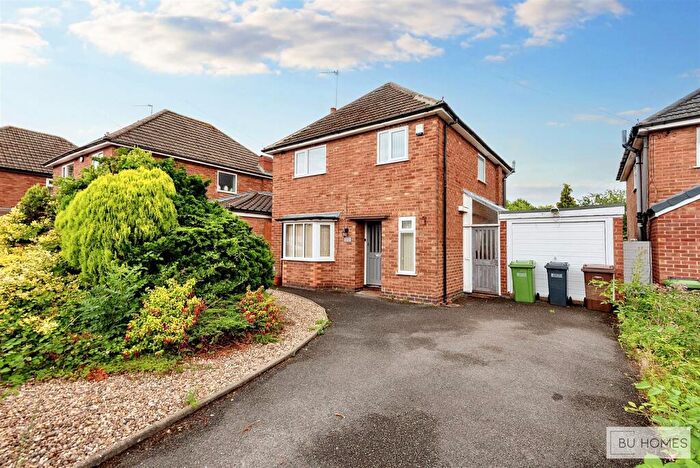 3 Bedroom Detached House To Rent In Neville Road, Shirley, B90