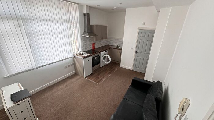 Studio To Rent In Westgate, Wakefield, WF2