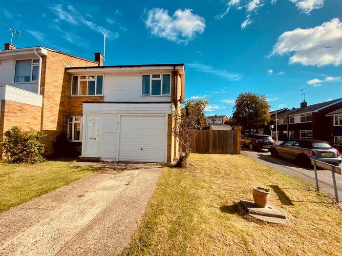 3 Bedroom House To Rent In Copford Road, Billericay, CM11