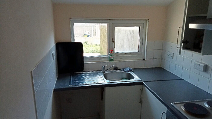 1 Bedroom Flat To Rent In Coleridge Close, Oxford, OX4