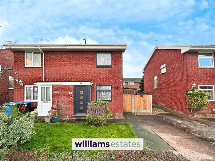 2 Bedroom Semi-Detached House For Sale In Lon Gwyndaf, Prestatyn, LL19