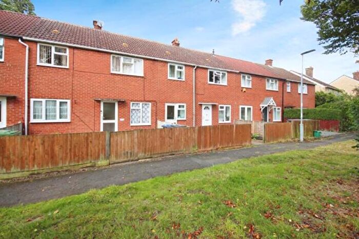 3 Bedroom Terraced House To Rent In Buckley Road, Leamington Spa, CV32