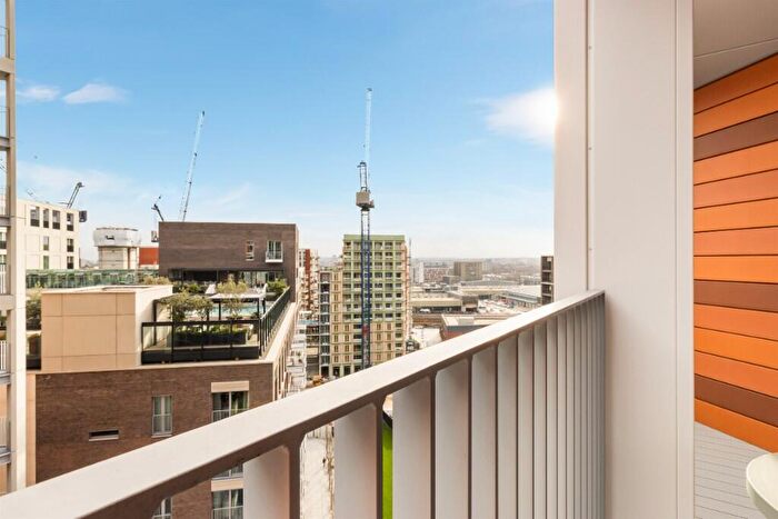 Studio To Rent In Nine Elms Lane, London, SW11
